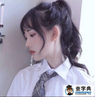 女生无所谓的3种动作，是造成“草莓鼻”的根本，难怪没有异性缘2