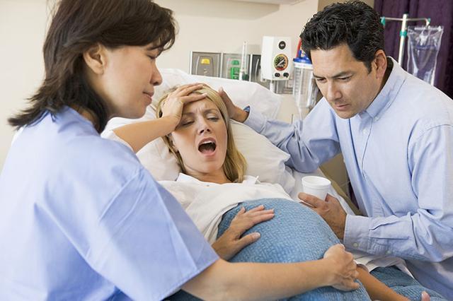分娩时，胎儿从妈妈身体脱离瞬间是啥感觉？过来人的答案让人感动1